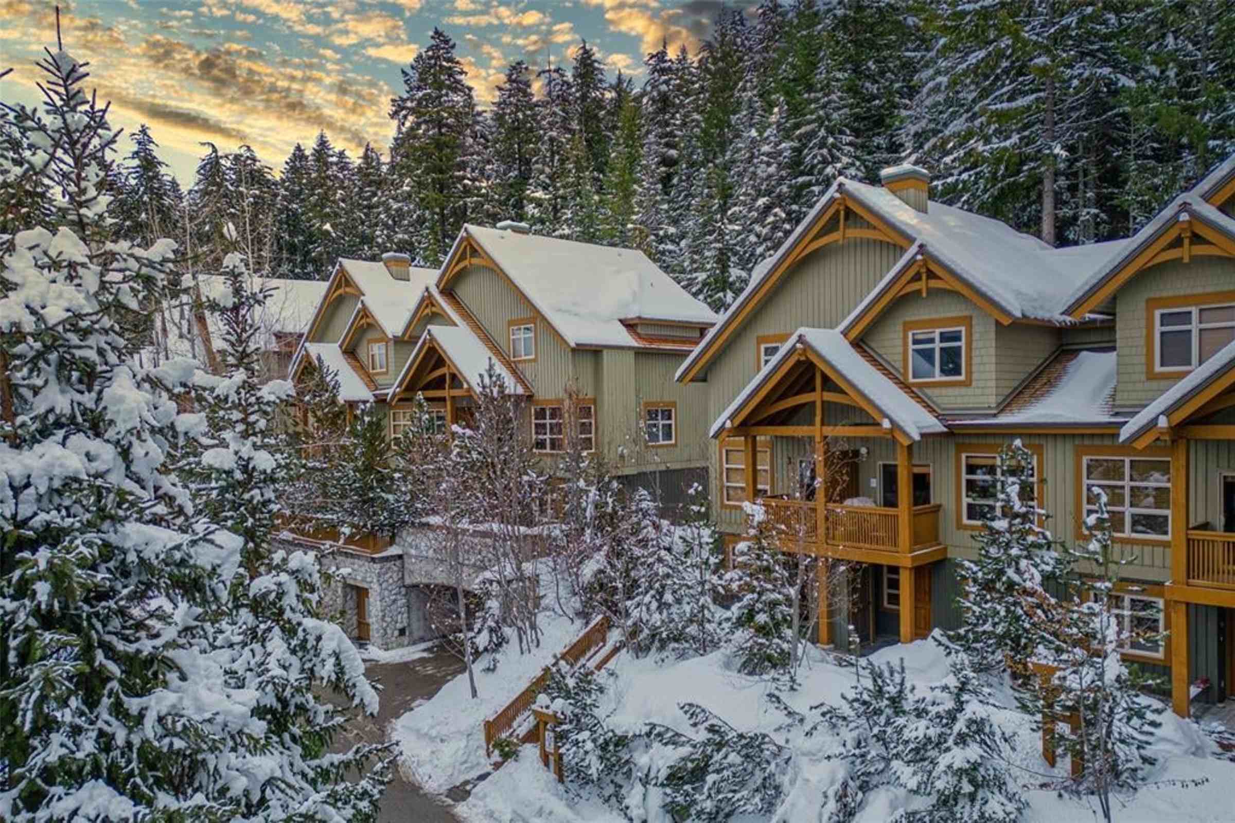 Resort Mountain Star